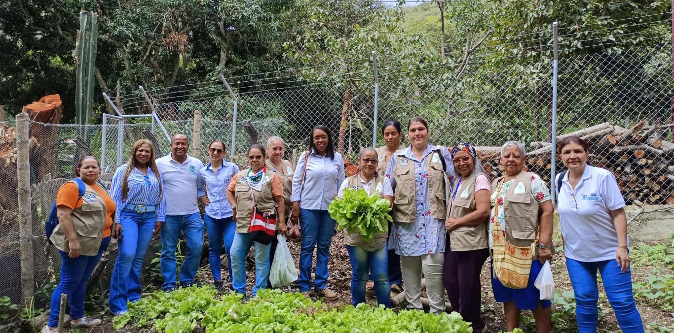 15 MUJERES EN DAGUA LIDERAN PROCESO DE PRODUCCIÓN MÁS LIMPIA