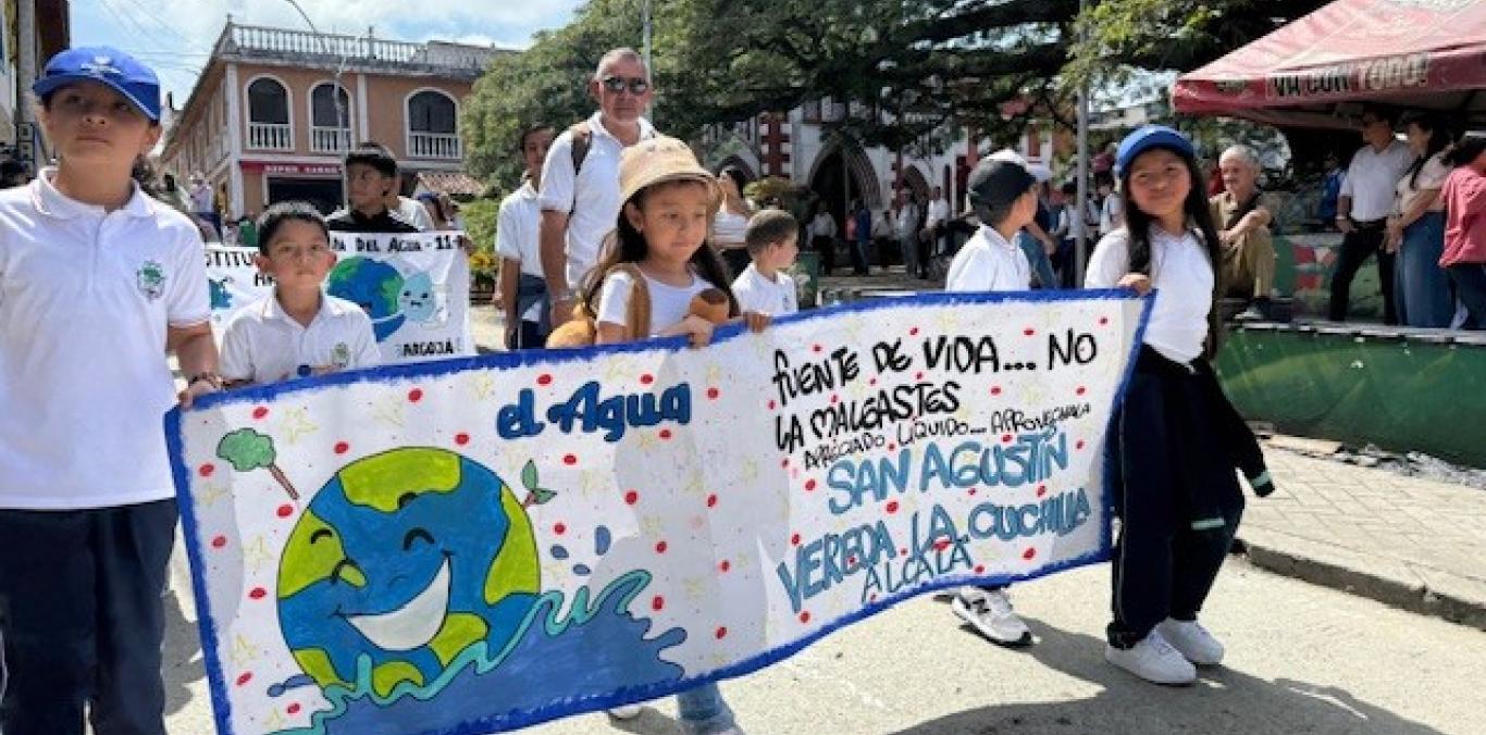 ¡ALCALÁ SE DESBORDÓ DE ALEGRÍA! EL CARNAVAL DEL AGUA CELEBRÓ SU VERSIÓN NÚMERO ONCE 