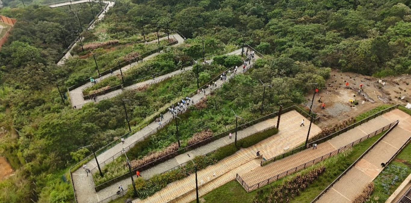 NUEVO AVANCE PARA EL CORREDOR AMBIENTAL DE CRISTO REY EN EL SECTOR DE CRISTALES