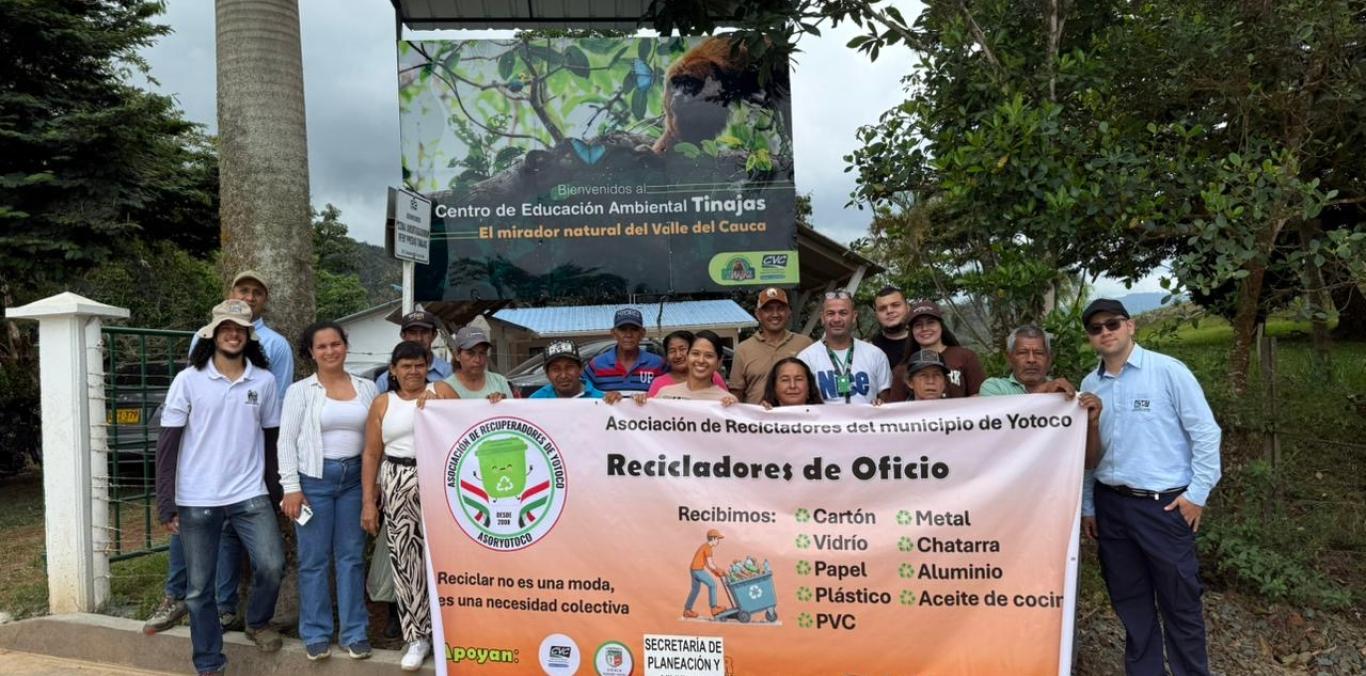 GUARDIANES DEL RECICLAJE CELEBRAN SU LABOR EN LA RESERVA DE YOTOCO