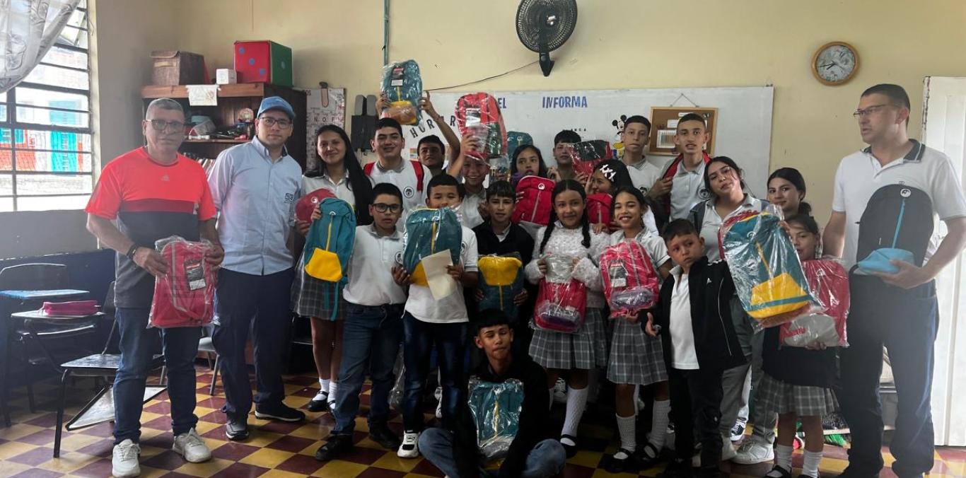 DEL “TINGO TINGO TANGO” AL RECICLAJE: ESTUDIANTES DE TRUJILLO DESCUBREN CÓMO CUIDAR EL PLANETA