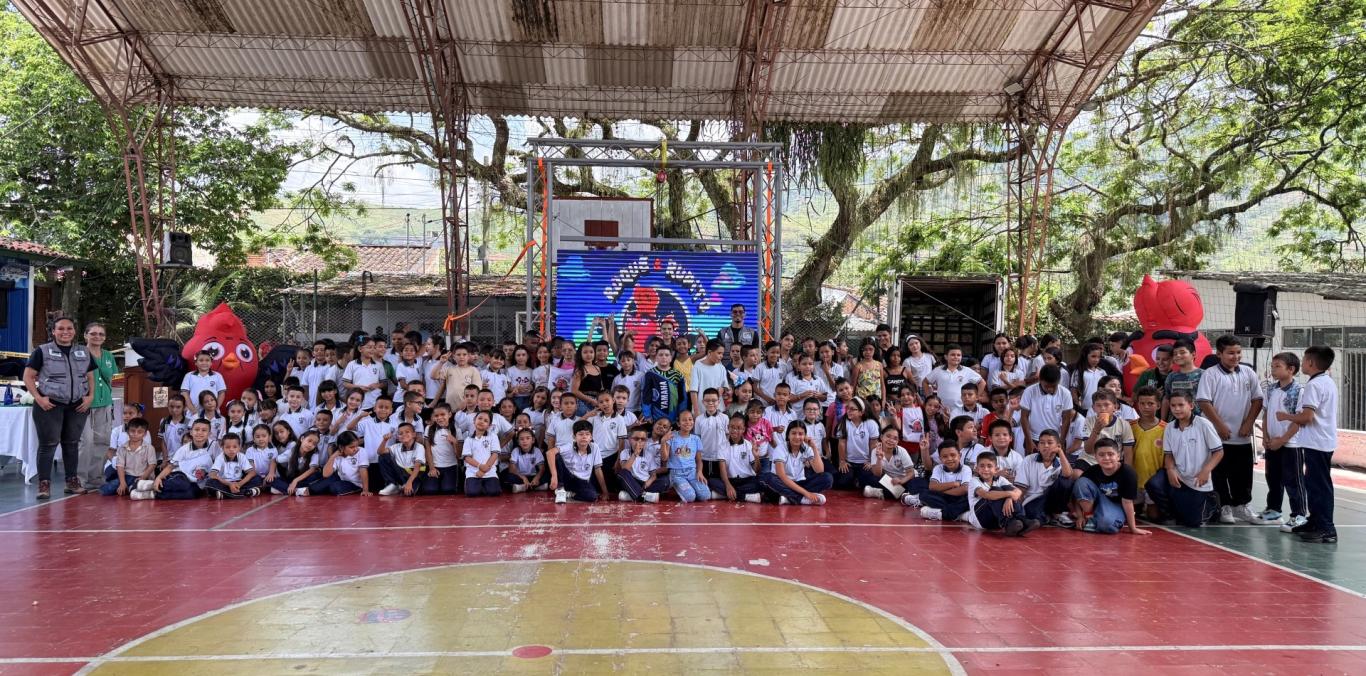 ANSERMANUEVO VIVIÓ UNA JORNADA DE EDUCACIÓN AMBIENTAL, JUNTO A ROQUE Y RUPITO