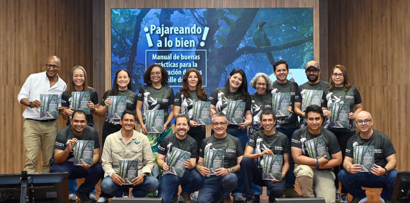 EL VALLE DEL CAUCA CUENTA CON UN MANUAL DE BUENAS PRÁCTICAS PARA LA OBSERVACIÓN DE AVES