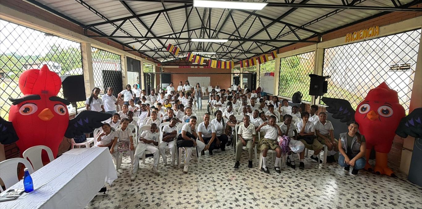 ROQUE Y RUPITO SEMBRARON CONCIENCIA AMBIENTAL EN BUENAVENTURA