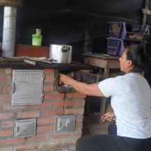 LAS ESTUFAS ECOEFICIENTES ESTÁN TRANSFORMANDO VIDAS Y MEJORANDO EL MEDIO AMBIENTE