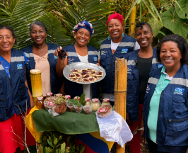 MUJERES ÉBANO FORTALECEN EL TEJIDO SOCIAL Y LA PROTECCIÓN DEL TERRITORIO