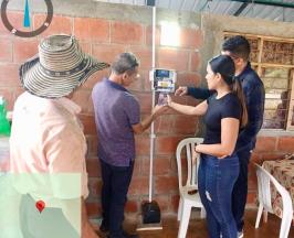 FAMILIAS RURALES DE GINEBRA DEJAN ATRÁS LOS APAGONES, GRACIAS A LA ENERGÍA SOLAR