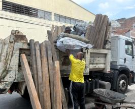 CVC ENTREGA MATERIAL FORESTAL A ALCALÁ PARA APOYAR LA RECUPERACIÓN, TRAS EL TERREMOTO