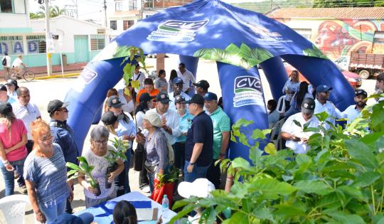 JORNADA AMBIENTAL EN VIJES FUE UN ROTUNDO ÉXITO