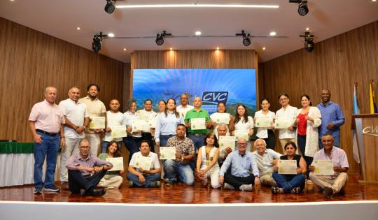 EMPRESAS MADERERAS RECIBIERON CERTIFICACIÓN POR LEGALIDAD FORESTAL